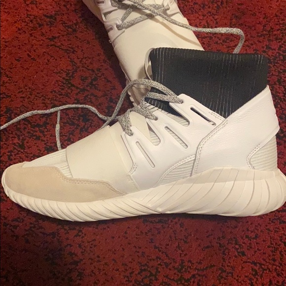 Adidas Tubular Doom - Picture 2 of 5